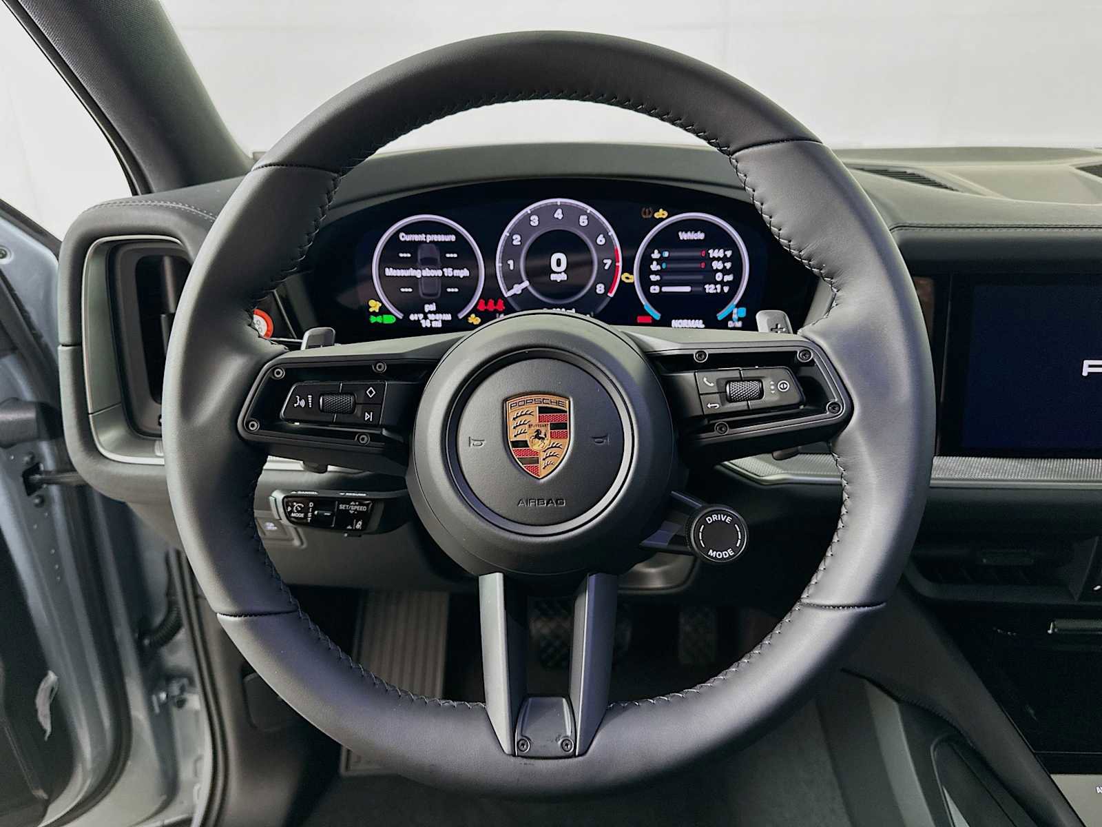 New 2026 Porsche Cayenne image 14