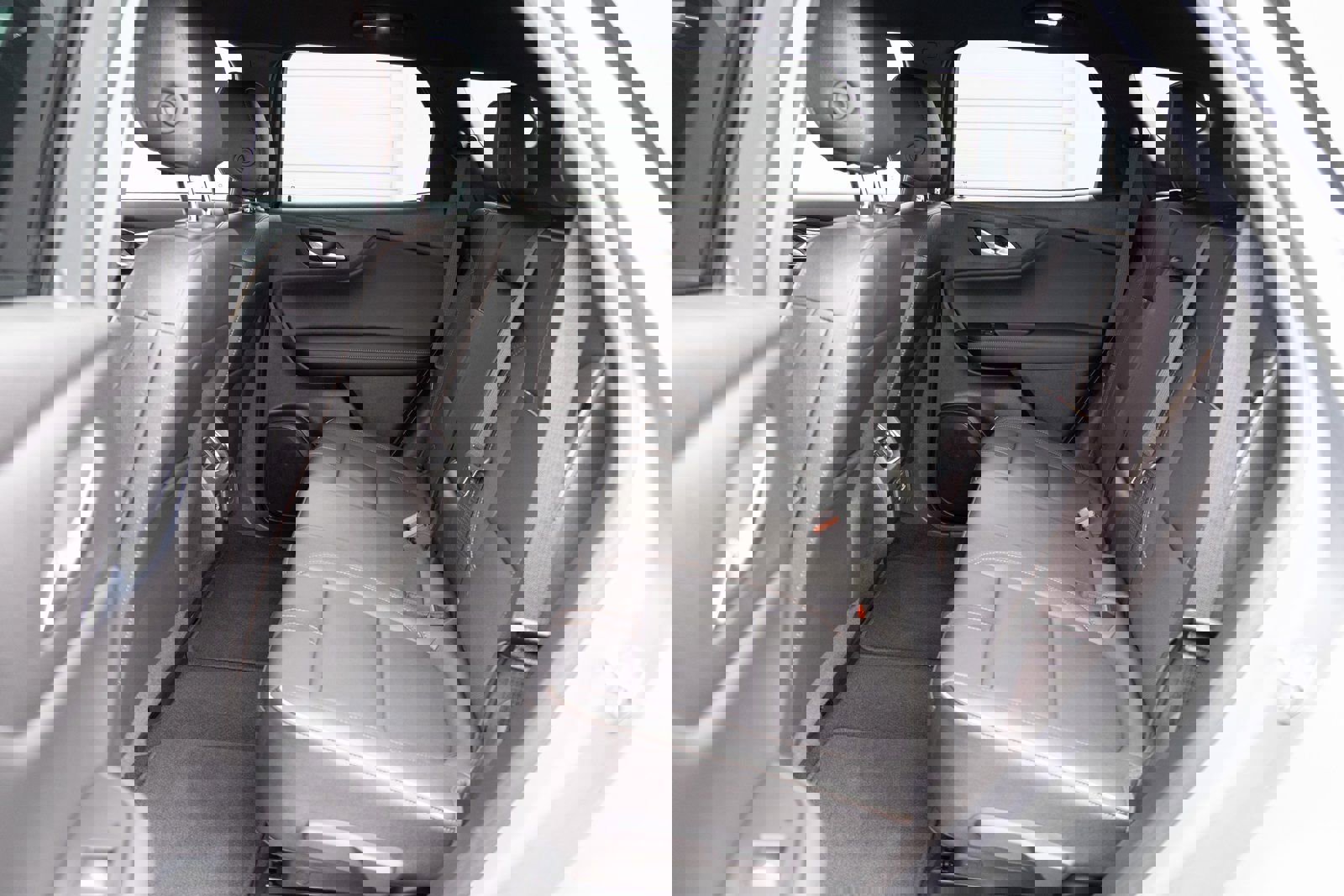 Used 2024 Chevrolet Blazer Premier image 17