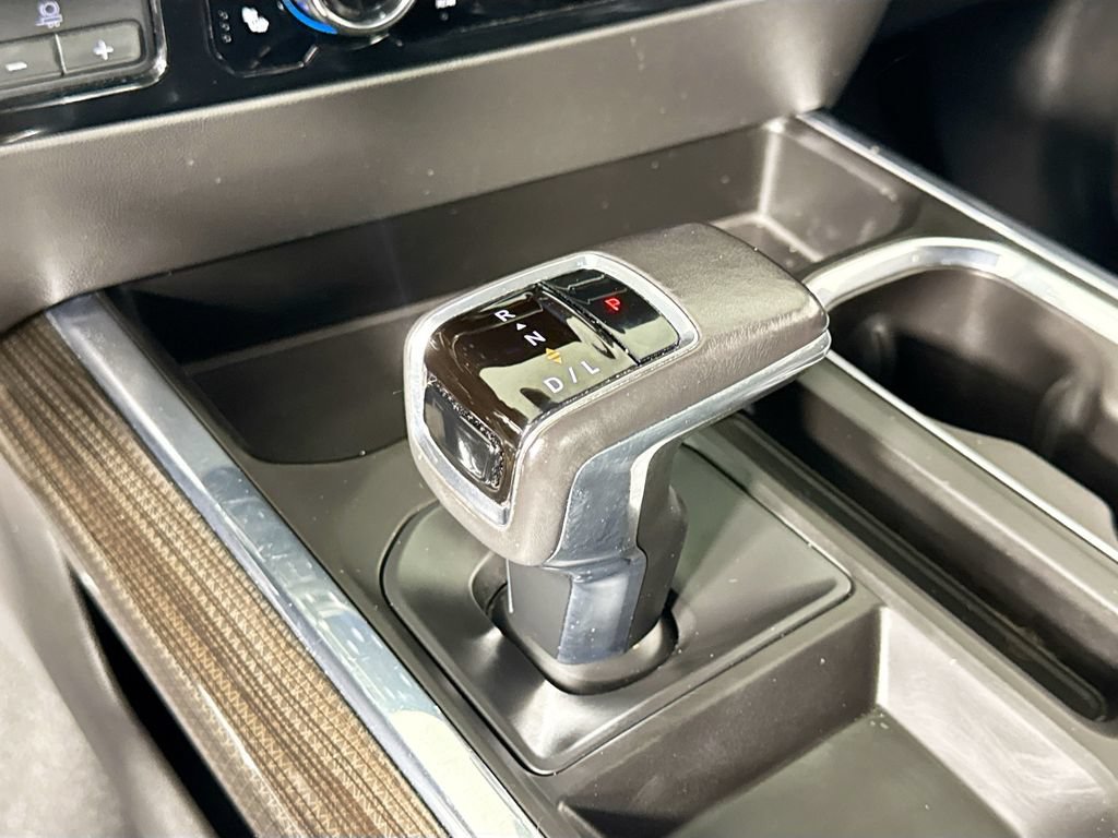 Used 2022 Chevrolet Silverado 1500 LT Trail Boss w/ LT Trail Boss Premium Package AWD/4WD image 18