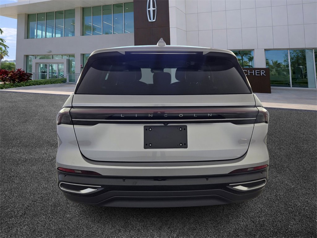 Used 2024 Lincoln Nautilus Premier w/ Equipment Group 102A image 6