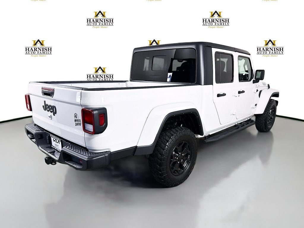 Used 2022 Jeep Gladiator Sport AWD/4WD image 7