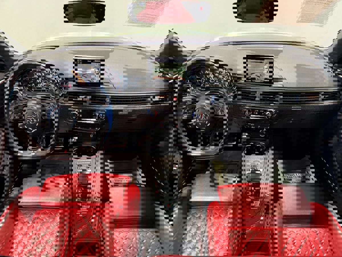 Used 2019 Audi S4 Prestige w/ Prestige Package image 16