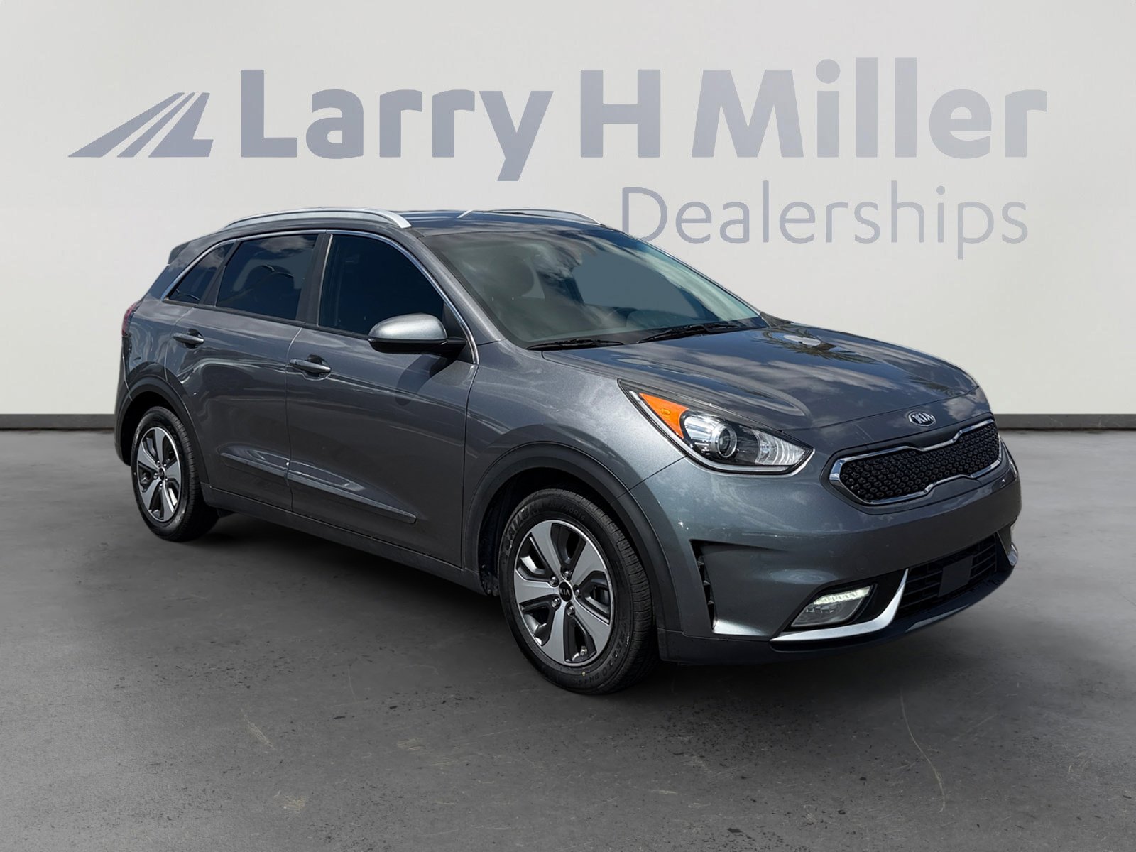 Used 2018 Kia Niro LX image 7