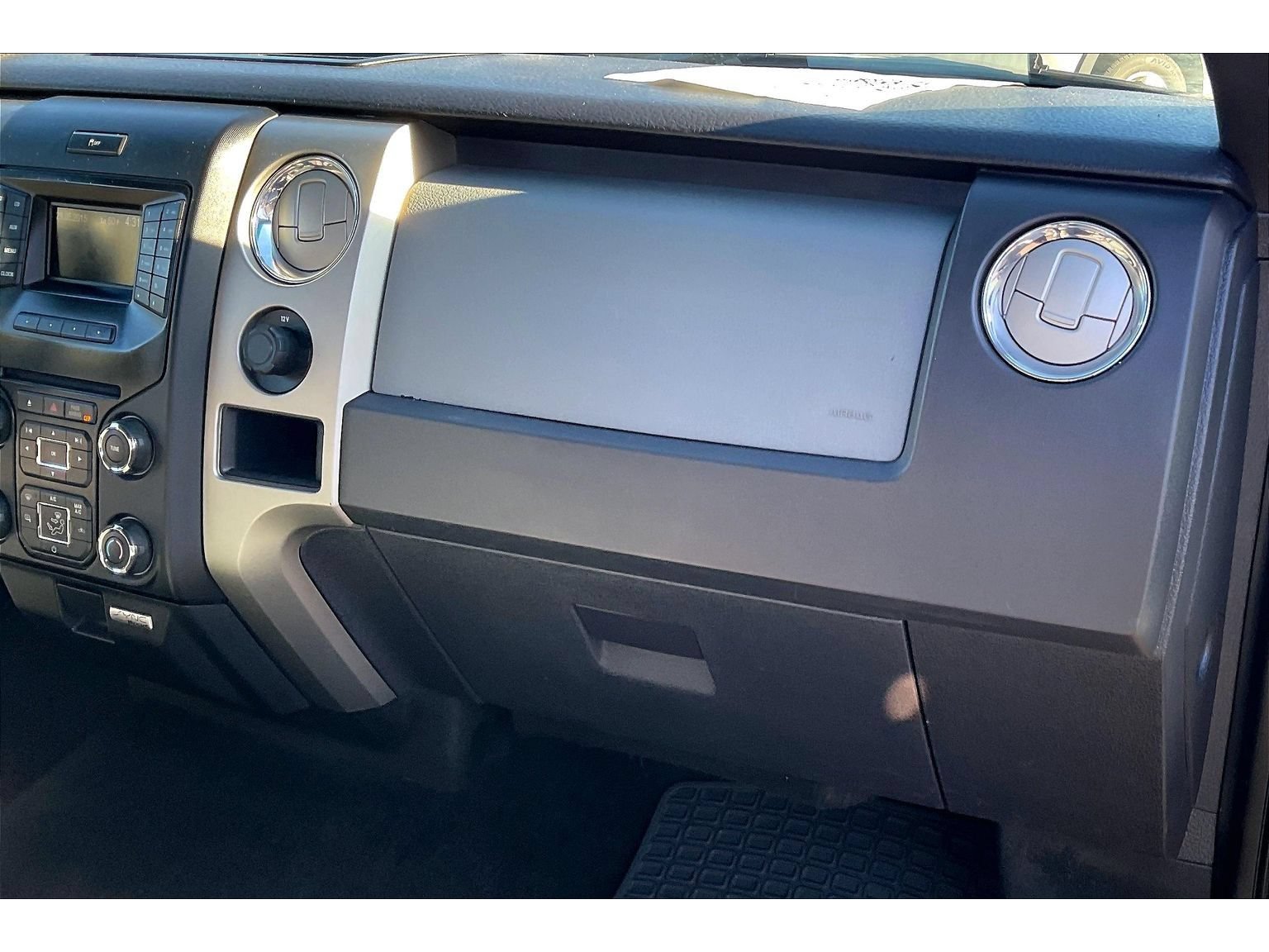 Used 2013 Ford F150 XLT w/ Luxury Equipment Group AWD/4WD image 16