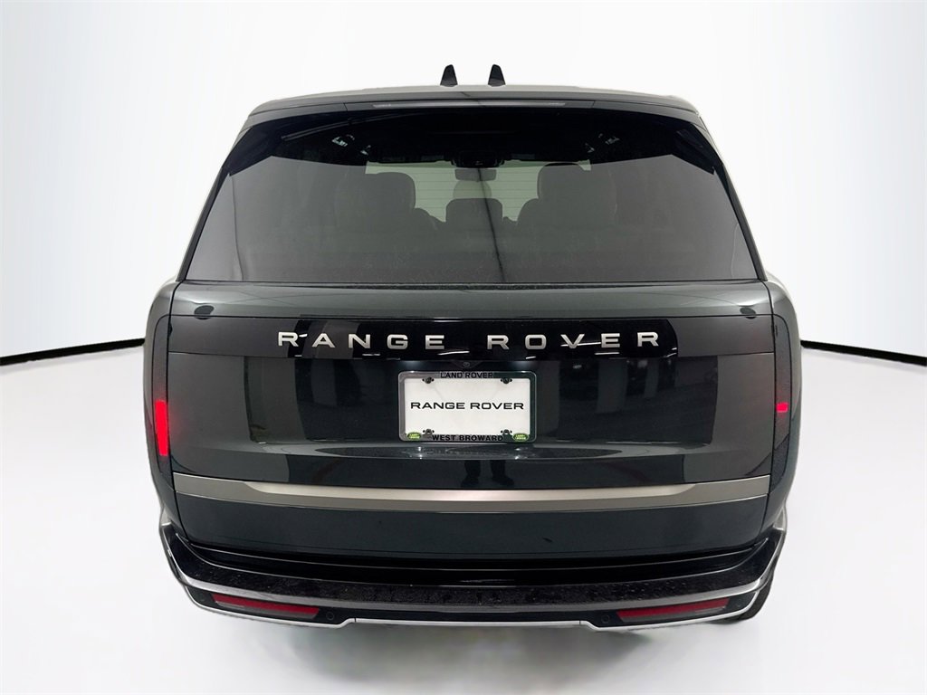 New 2025 Land Rover Range Rover Long Wheelbase SE image 6