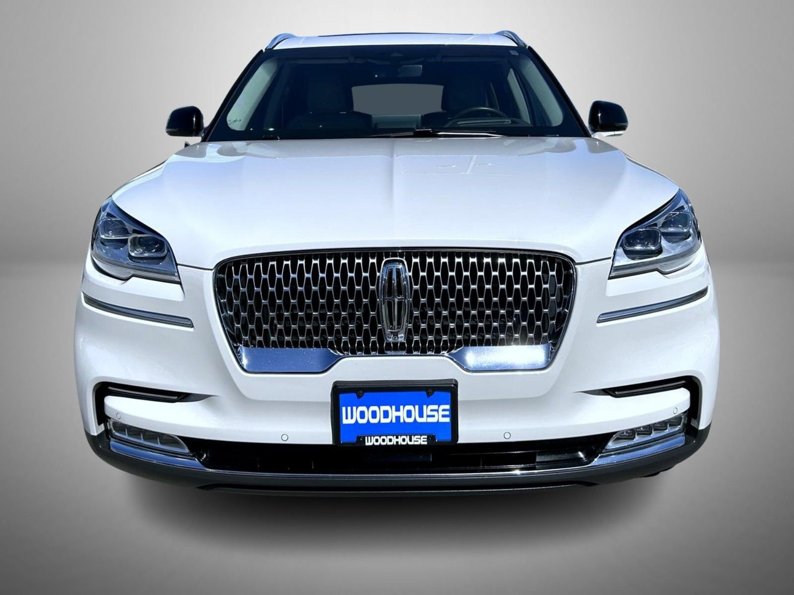 Used 2020 Lincoln Aviator Reserve w/ Equipment Group 202A AWD/4WD image 2