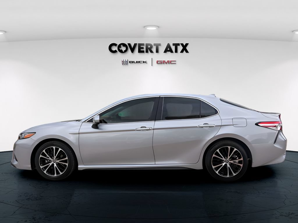 Used 2020 Toyota Camry SE FWD image 5