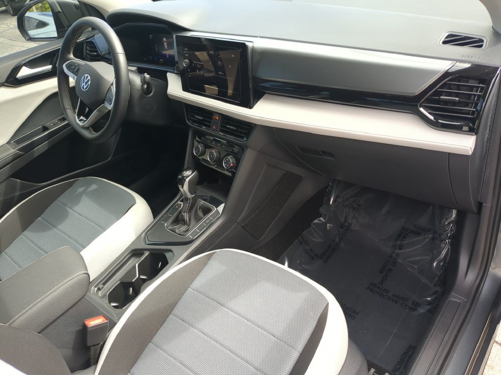 Certified 2026 Volkswagen Taos S FWD image 10