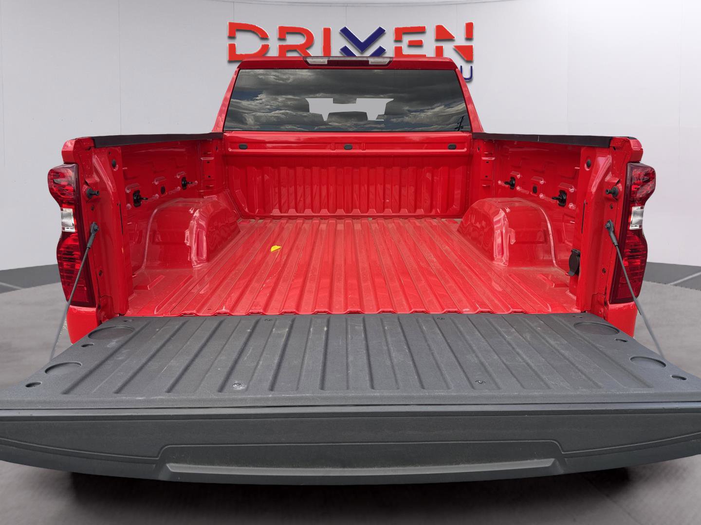 Used 2025 Chevrolet Silverado 1500 Custom image 34