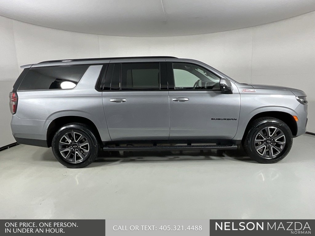 Used 2023 Chevrolet Suburban Z71 w/ Luxury Package image 8