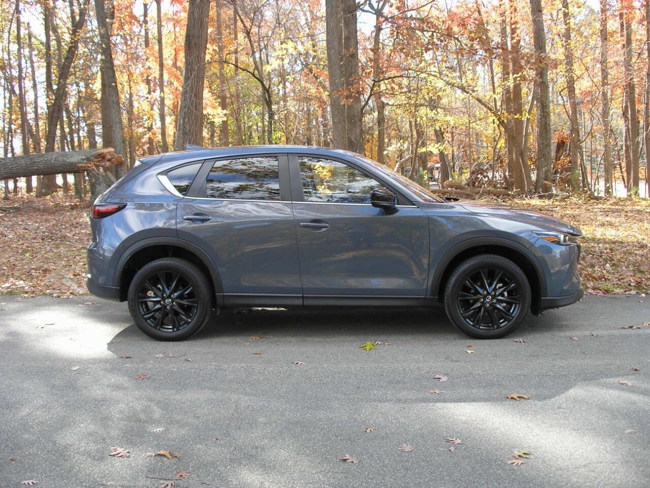Used 2023 MAZDA CX-5 Carbon Edition image 13