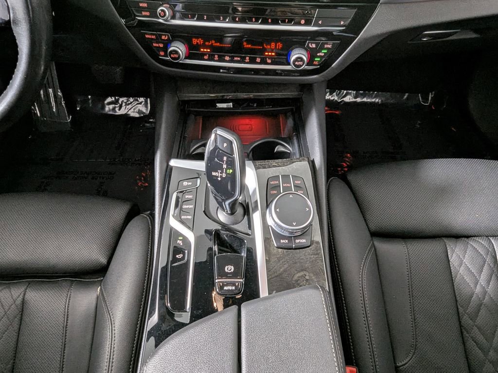 Used 2021 BMW 530i xDrive w/ Convenience Package image 35