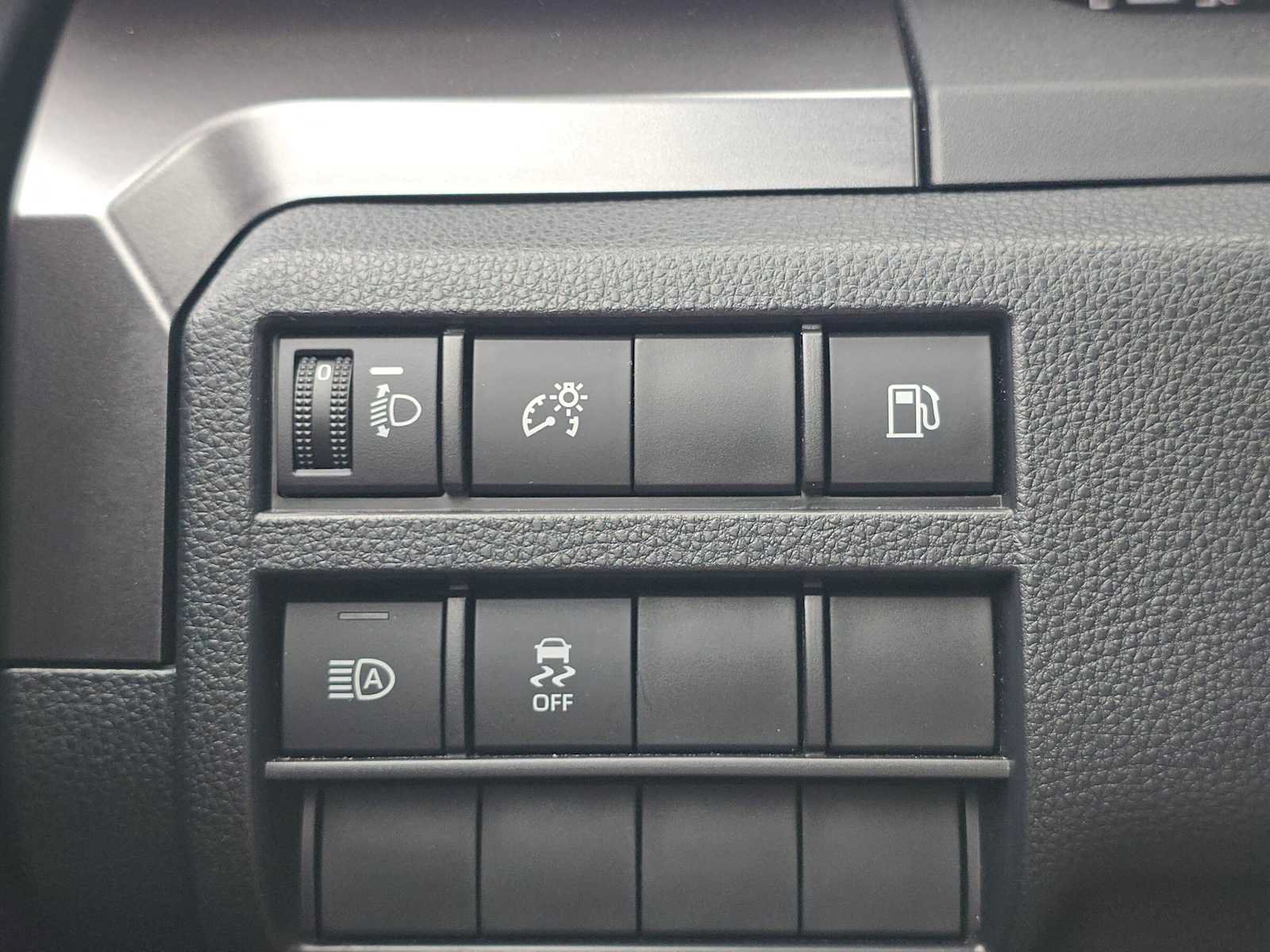 Certified 2026 Toyota 4Runner SR5 RWD image 32