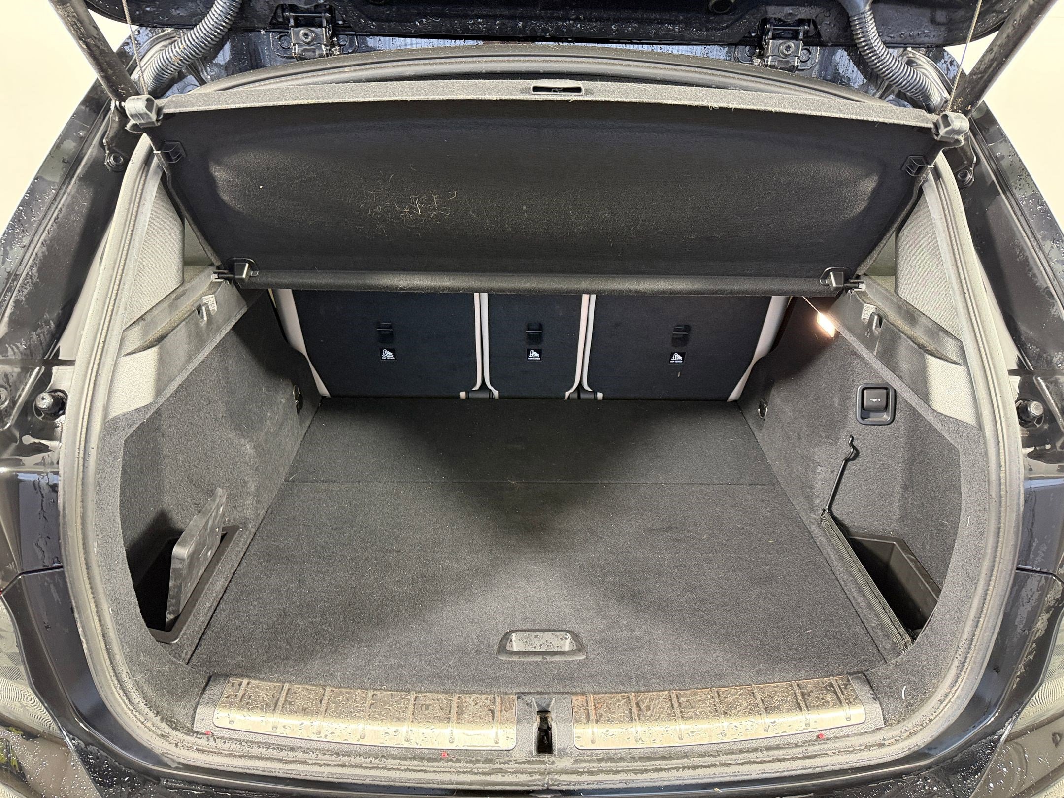 Used 2018 BMW X1 sDrive28i w/ Convenience Package FWD image 32