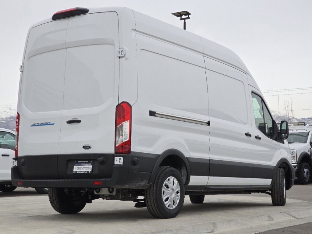 Used 2024 Ford E-Transit 148 High Roof image 21
