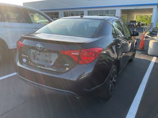 Used 2017 Toyota Corolla SE w/ SE Premium Package image 7