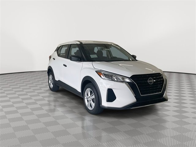 Certified 2025 Nissan Kicks Play S w/ Interior Electronics Package image 2