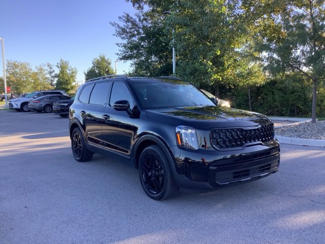 Used 2023 Kia Telluride EX X-Line AWD/4WD image 3