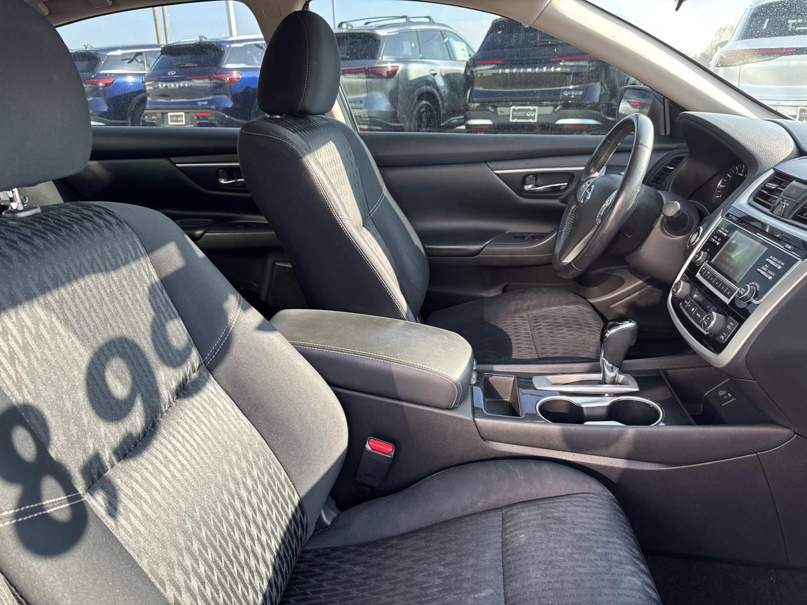 Used 2018 Nissan Altima 2.5 SV image 12