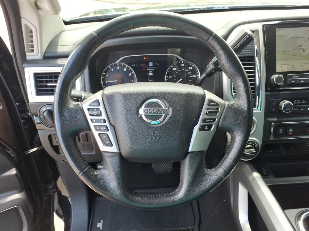 Used 2020 Nissan Titan SV w/ SV Convenience Package AWD/4WD image 21