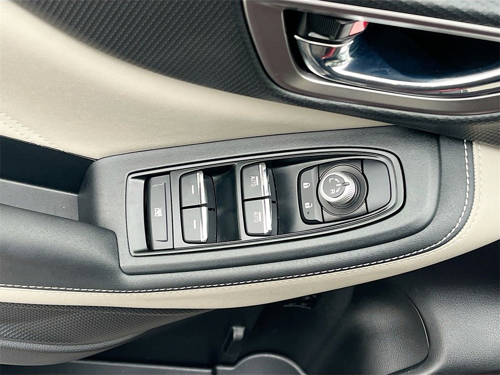 Used 2024 Subaru Forester Limited image 18