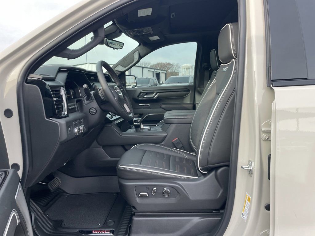 New 2026 GMC Sierra 1500 AT4X AWD/4WD image 9