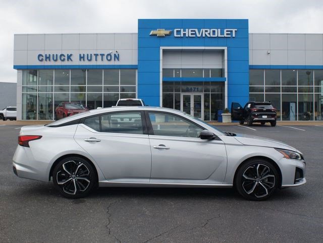 Used 2023 Nissan Altima 2.5 SR