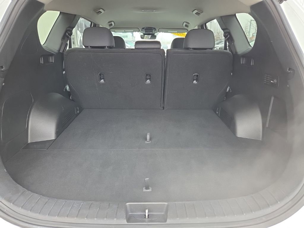 Used 2023 Hyundai Santa Fe SEL image 25