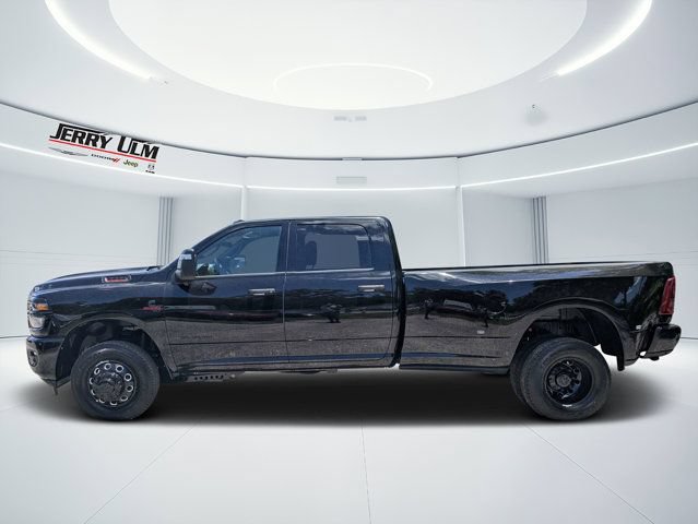 New 2026 RAM 3500 Big Horn AWD/4WD image 6