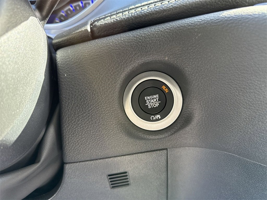 New 2026 Chrysler Pacifica Select image 18