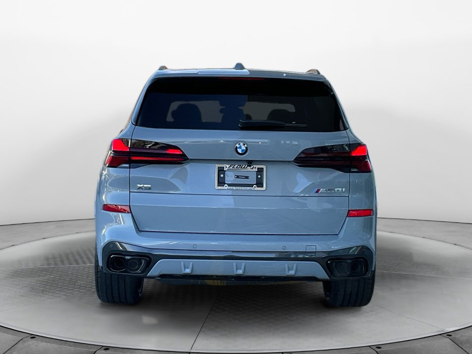 New 2026 BMW X5 M60i image 6