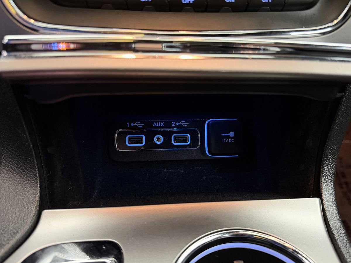 Used 2018 Jeep Grand Cherokee Limited AWD/4WD image 28