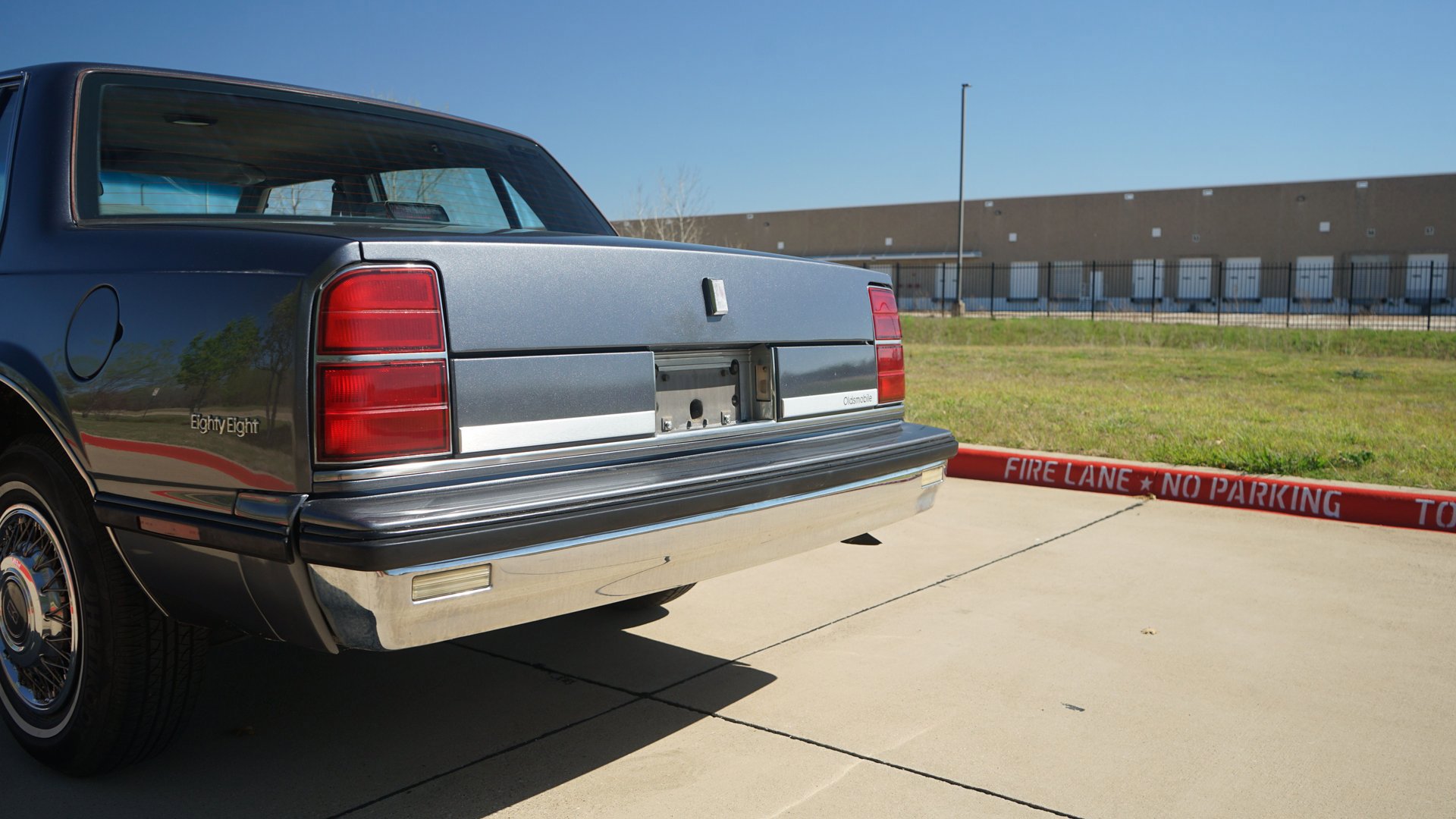 Used 1989 Oldsmobile 88 Royale image 28