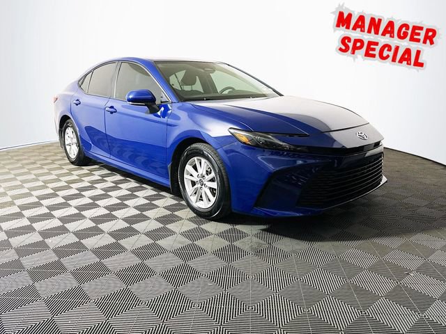 Used 2025 Toyota Camry LE FWD image 1