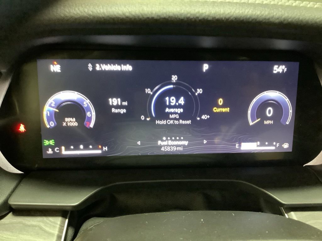 Used 2022 Jeep Grand Cherokee Limited AWD/4WD image 32