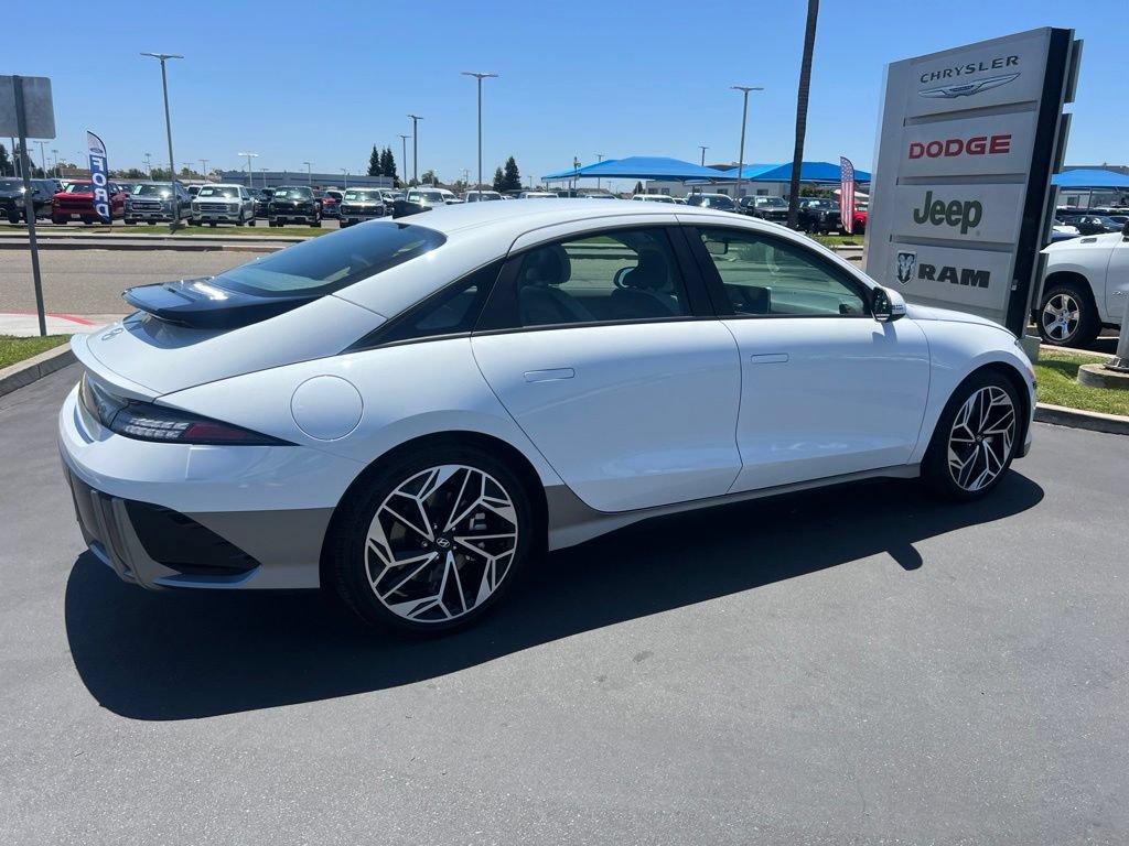 Used 2024 Hyundai Ioniq 6 SEL RWD image 17