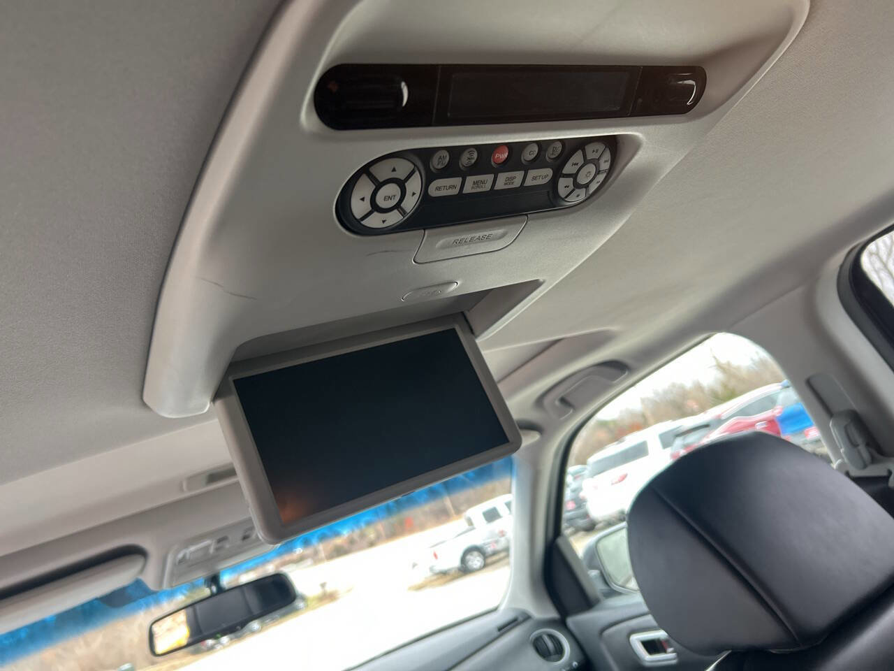 Used 2011 Honda Pilot Touring image 26