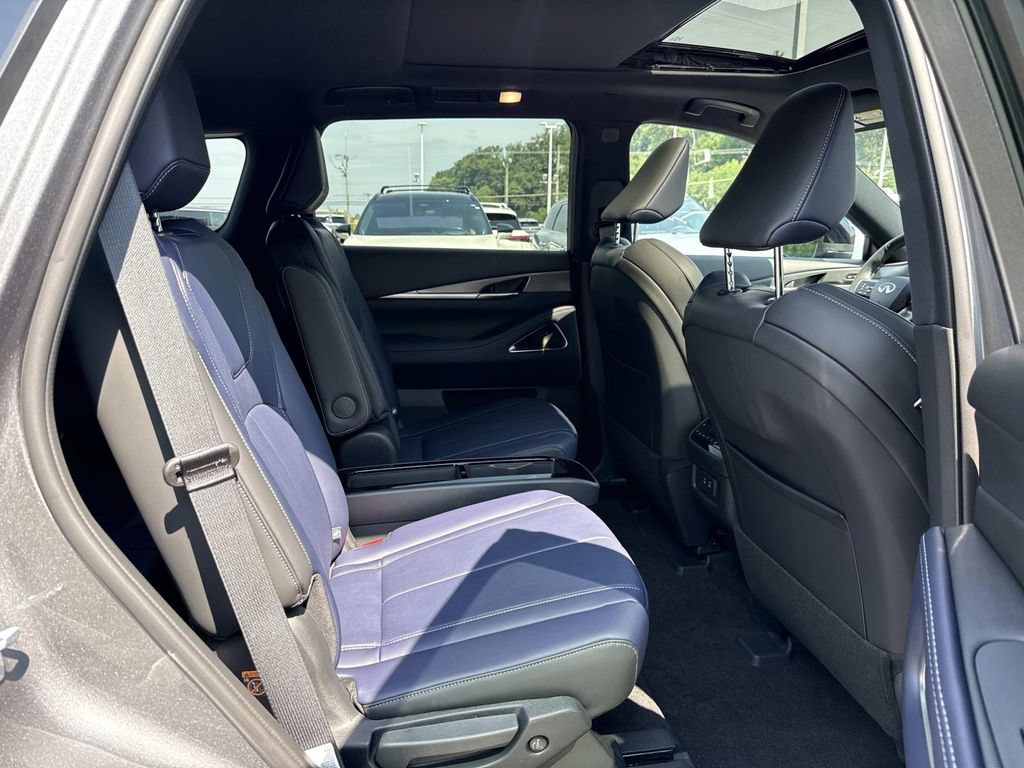 New 2027 INFINITI QX60 Sport w/ Dark Cargo Package AWD/4WD image 21