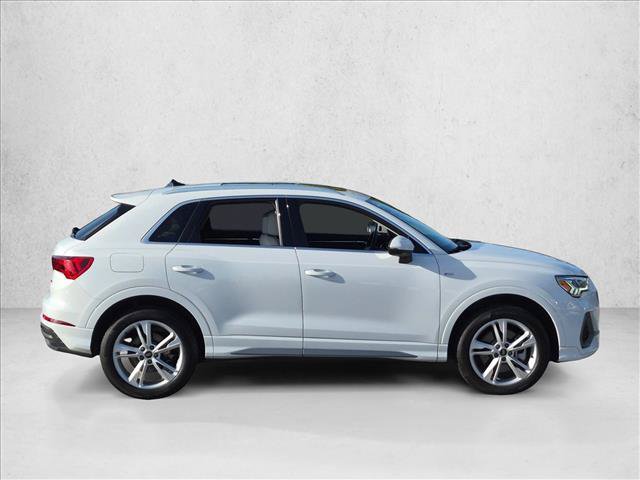 Certified 2024 Audi Q3 2.0T Premium Plus AWD/4WD image 4