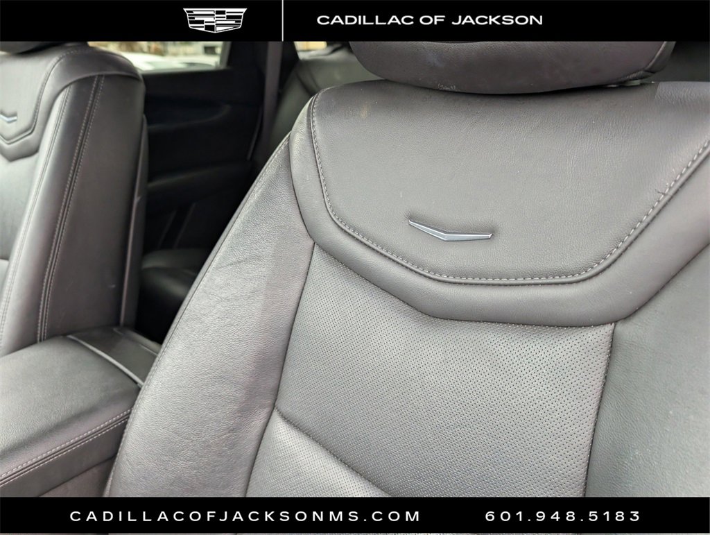 Used 2020 Cadillac XT5 Premium Luxury w/ LPO, Floor Liner Package image 17