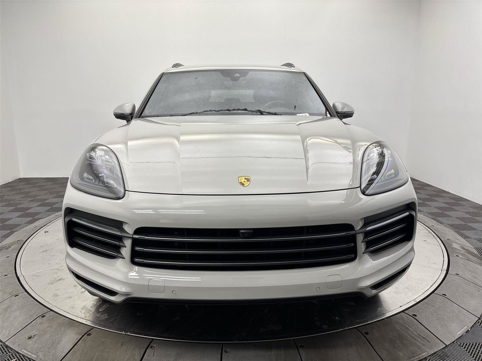 Used 2022 Porsche Cayenne Platinum Edition w/ Premium Package Plus AWD/4WD image 14
