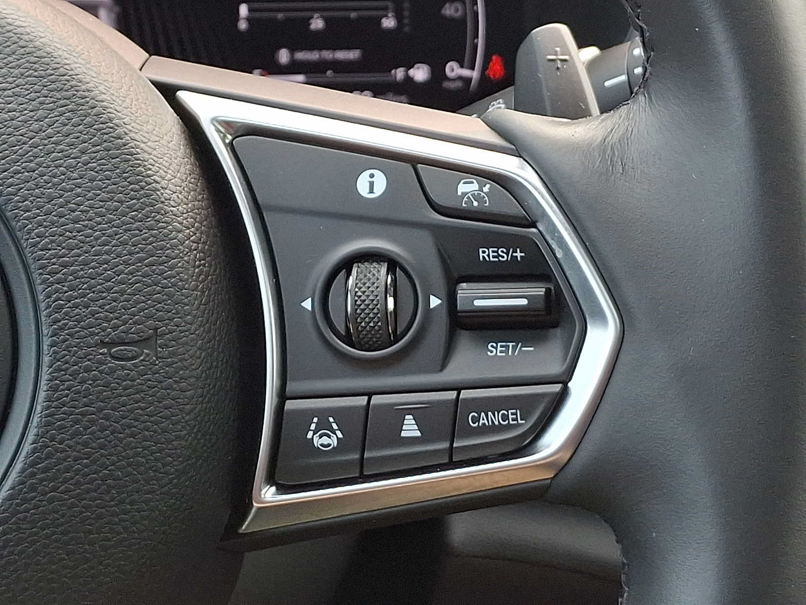 Certified 2024 Acura MDX SH-AWD w/ Technology Package image 23