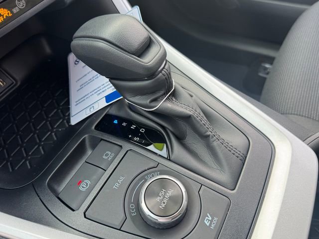 New 2025 Toyota RAV4 LE image 22