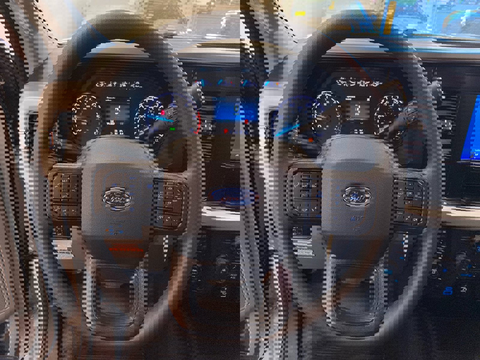 New 2025 Ford F350 XL w/ XL Chrome Package image 17