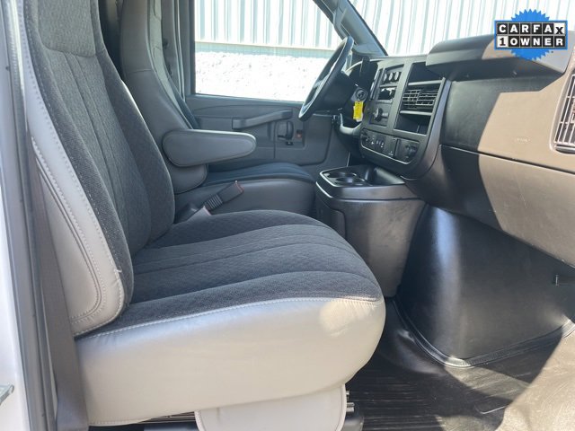 Used 2024 Chevrolet Express 2500 Work Van w/ Driver Convenience Package image 20