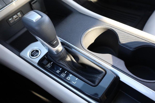 Certified 2025 Nissan Altima 2.5 SV FWD image 15