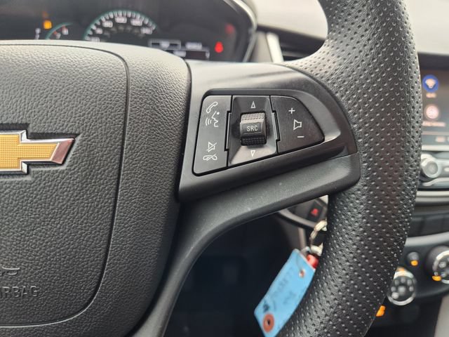 Used 2020 Chevrolet Trax LS FWD image 31