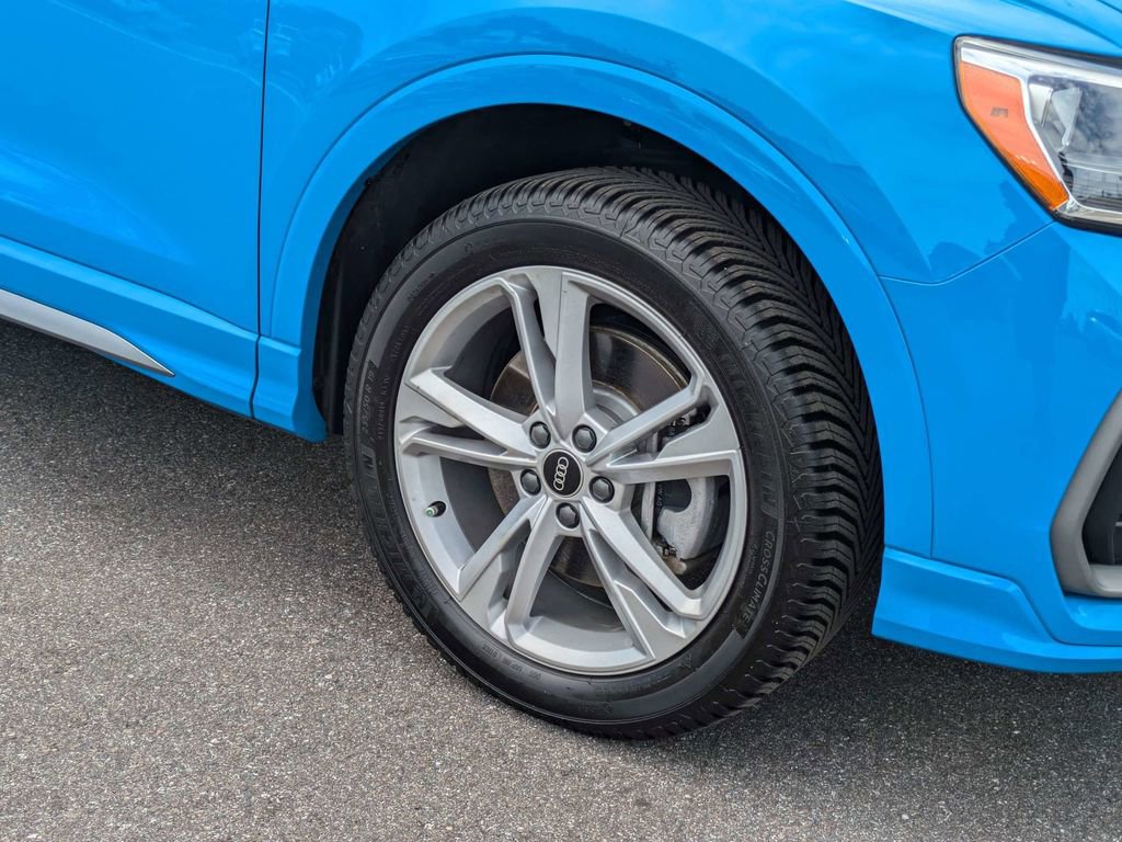 Used 2021 Audi Q3 2.0T Premium w/ Convenience Package image 11