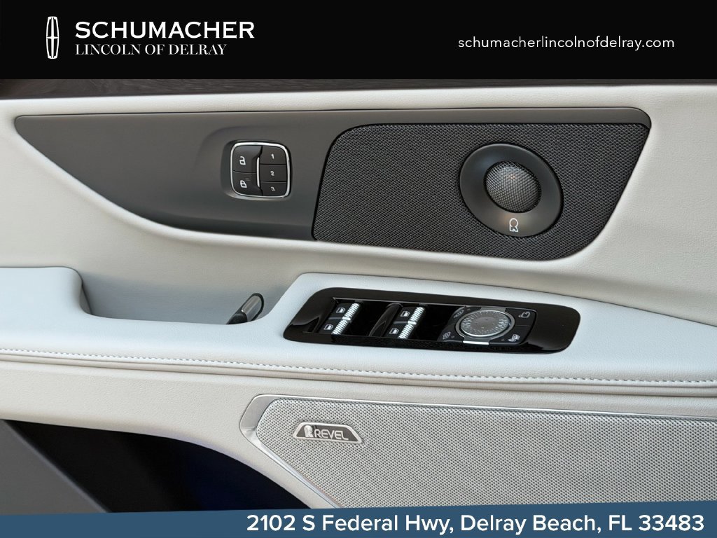 New 2026 Lincoln Nautilus Reserve AWD/4WD image 21