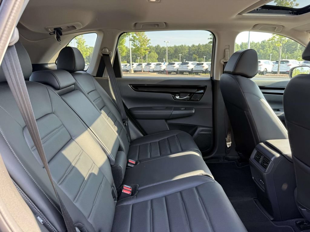 Used 2025 Honda CR-V EX-L image 16
